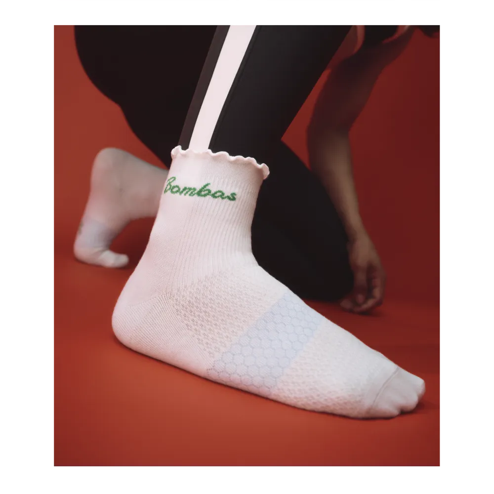 Women’s Ruffle Athletic Quarter Sock 3-Pack