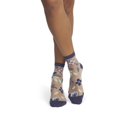 Women’s Sheer Garden Party Quarter Socks