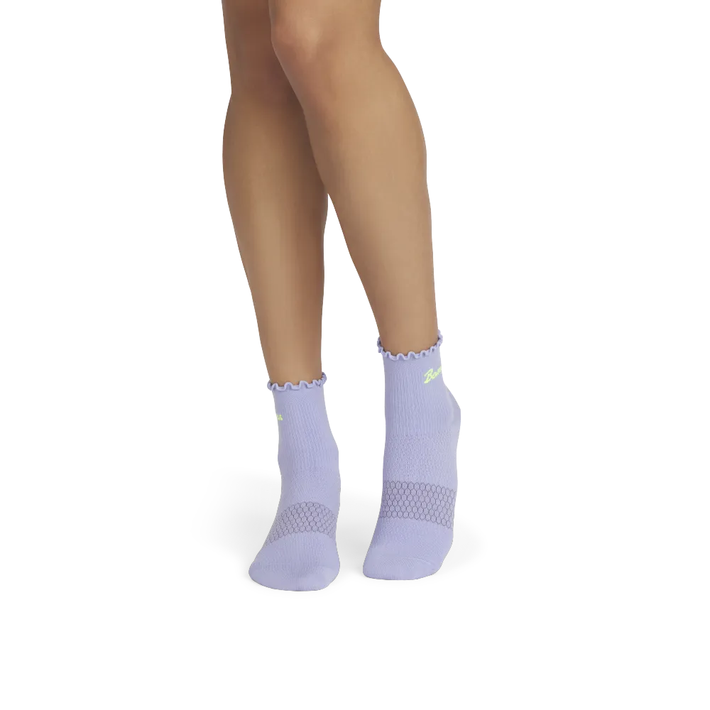 Women’s Ruffle Athletic Quarter Socks